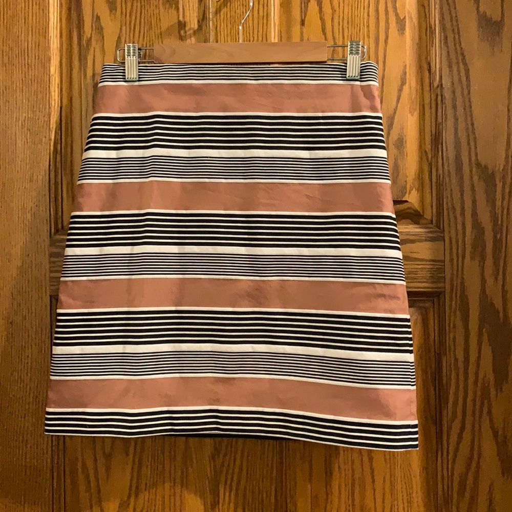 Loft NWOT Pencil Skirt